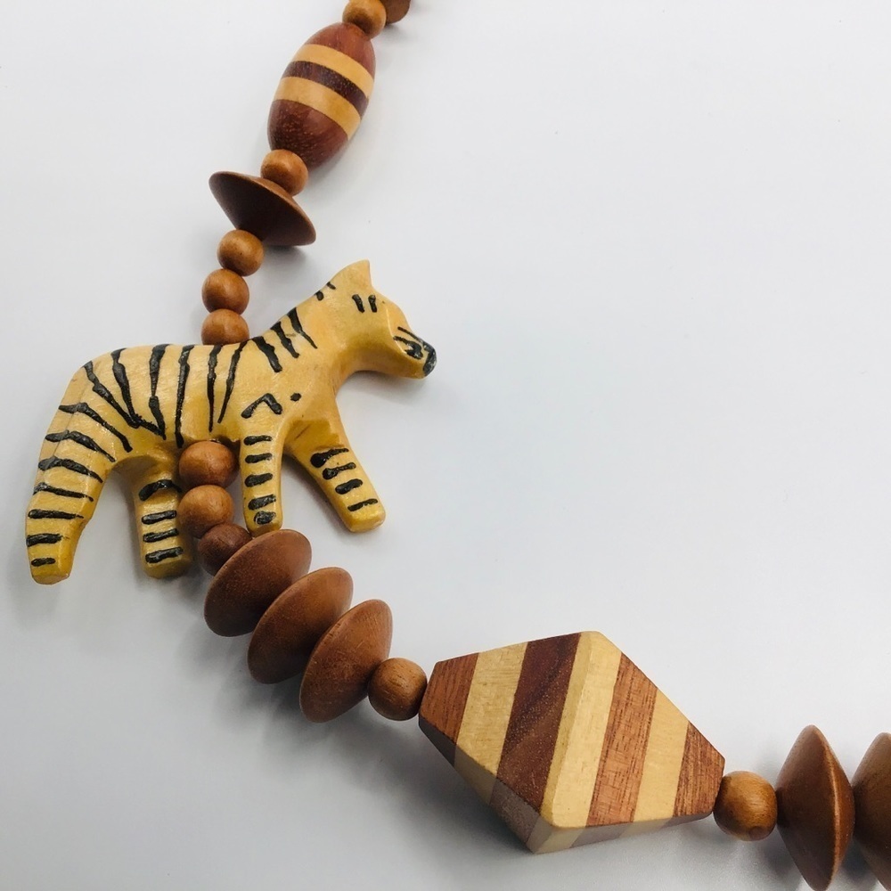 VTG Statement Necklace Wood Animal African Safari Zebra Beads Jungle Retro - Picture 6 of 9